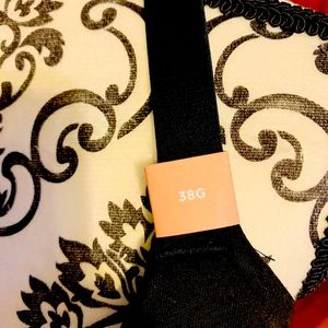 Cacique 38G NWT Black lace